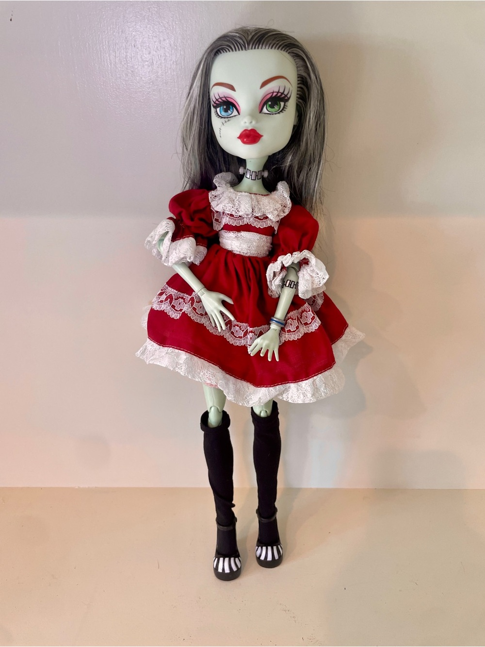 Monster High RARE Frightfully Tall Frankie Stein Frankiestein 17 inch G1
